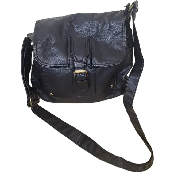 G.H. BASS & Co Leather Shoulder Bag Black Adjustable Strap - Picture 1 of 5